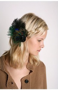 Crystal plumage hair clip  add to an up do or as a clip on the side available at Urban Outfitters